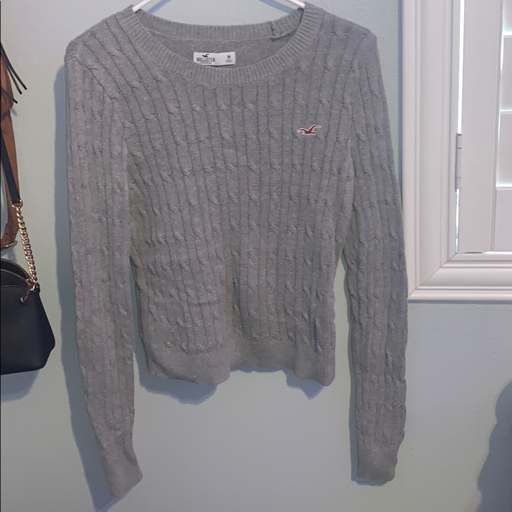 Hollister sweater